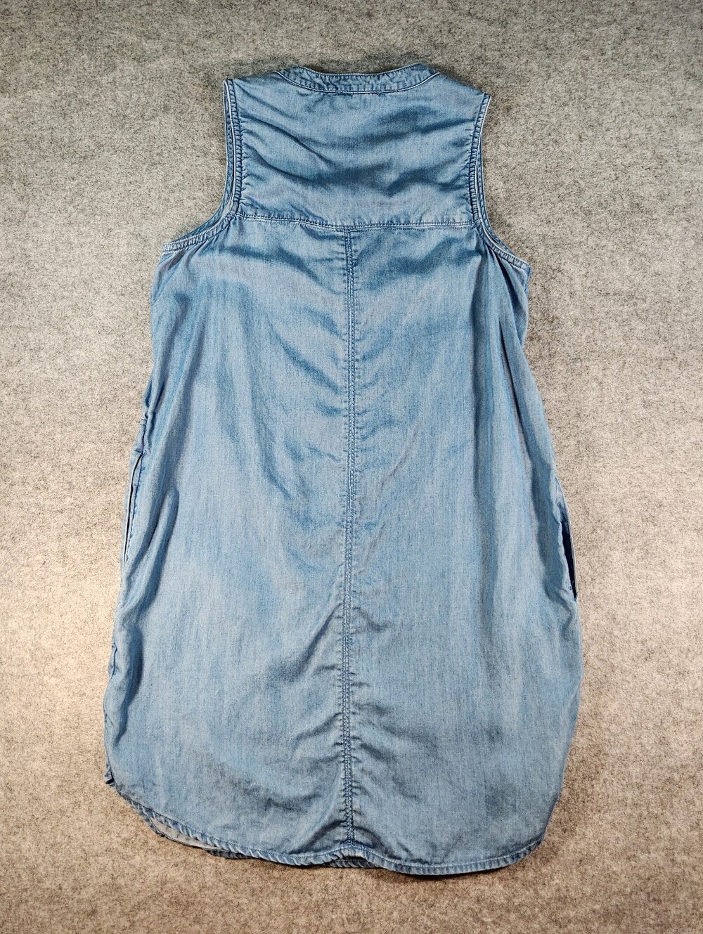 C&C California Light Blue Sleeveless Chambray Midi Dress Size Medium - Picture 3 of 7